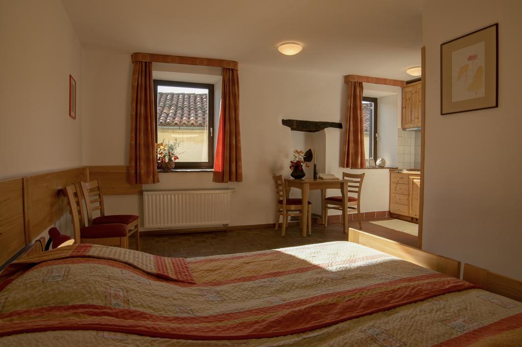 Apartmaji In Sobe Marija Jera Штаньел Номер фото
