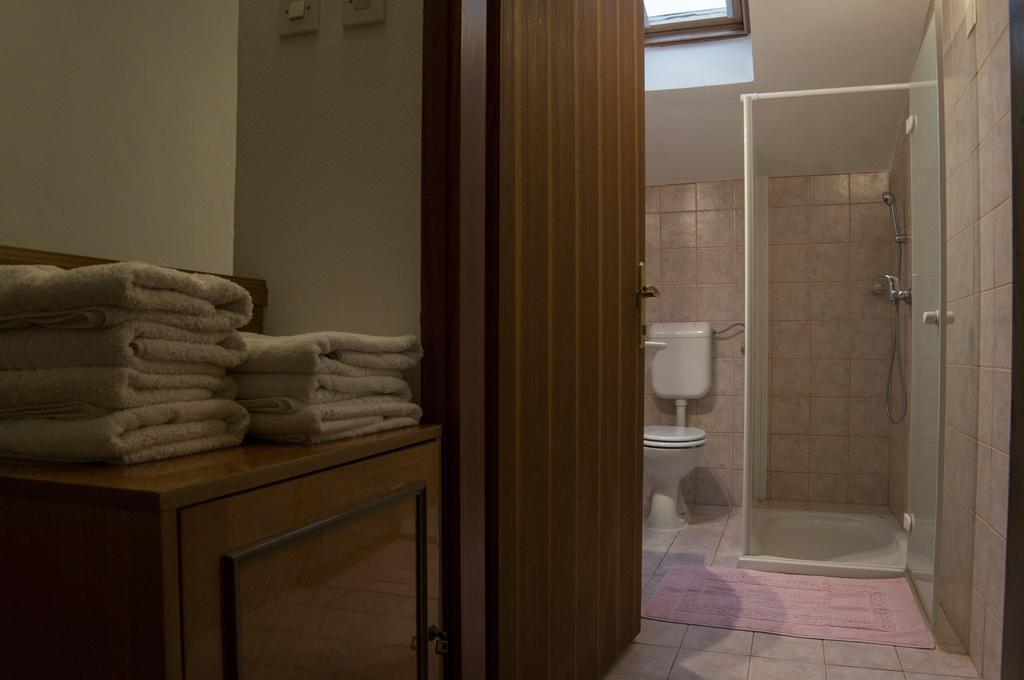 Apartmaji In Sobe Marija Jera Штаньел Номер фото